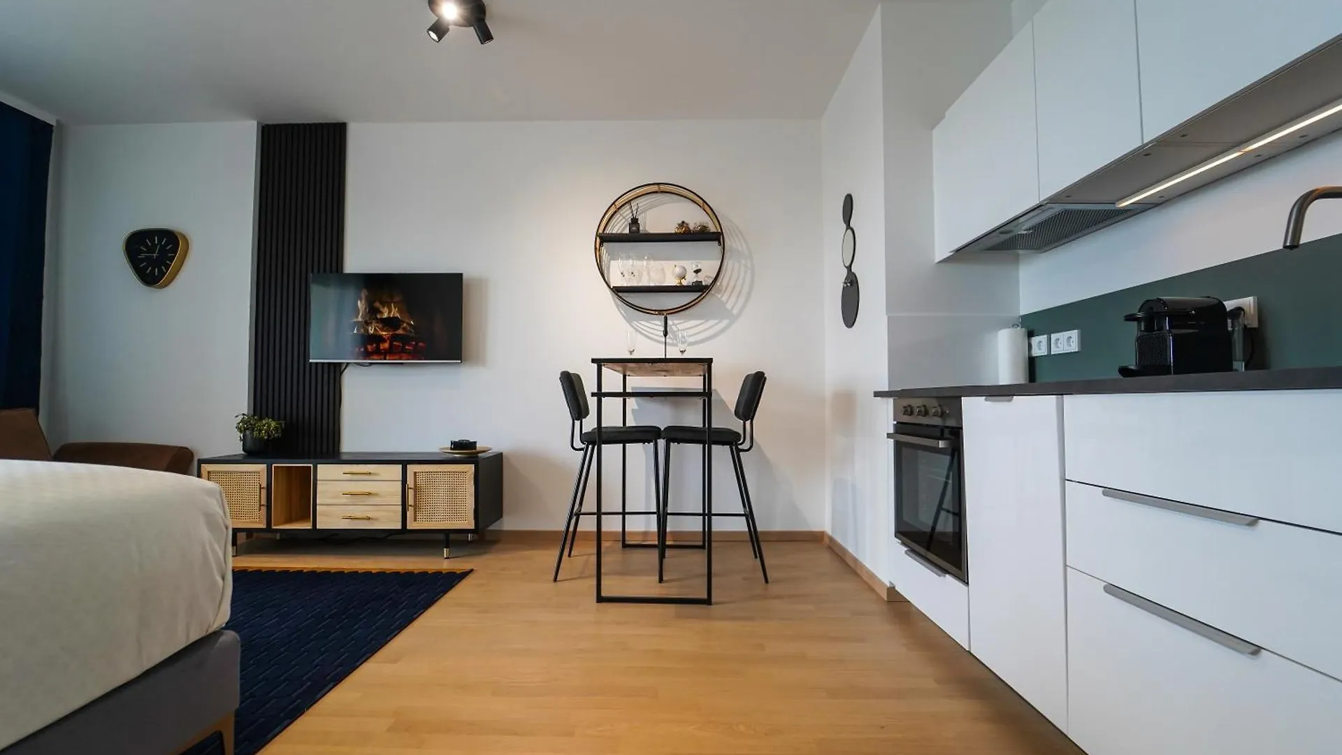 Central Suite Vienna Apartment